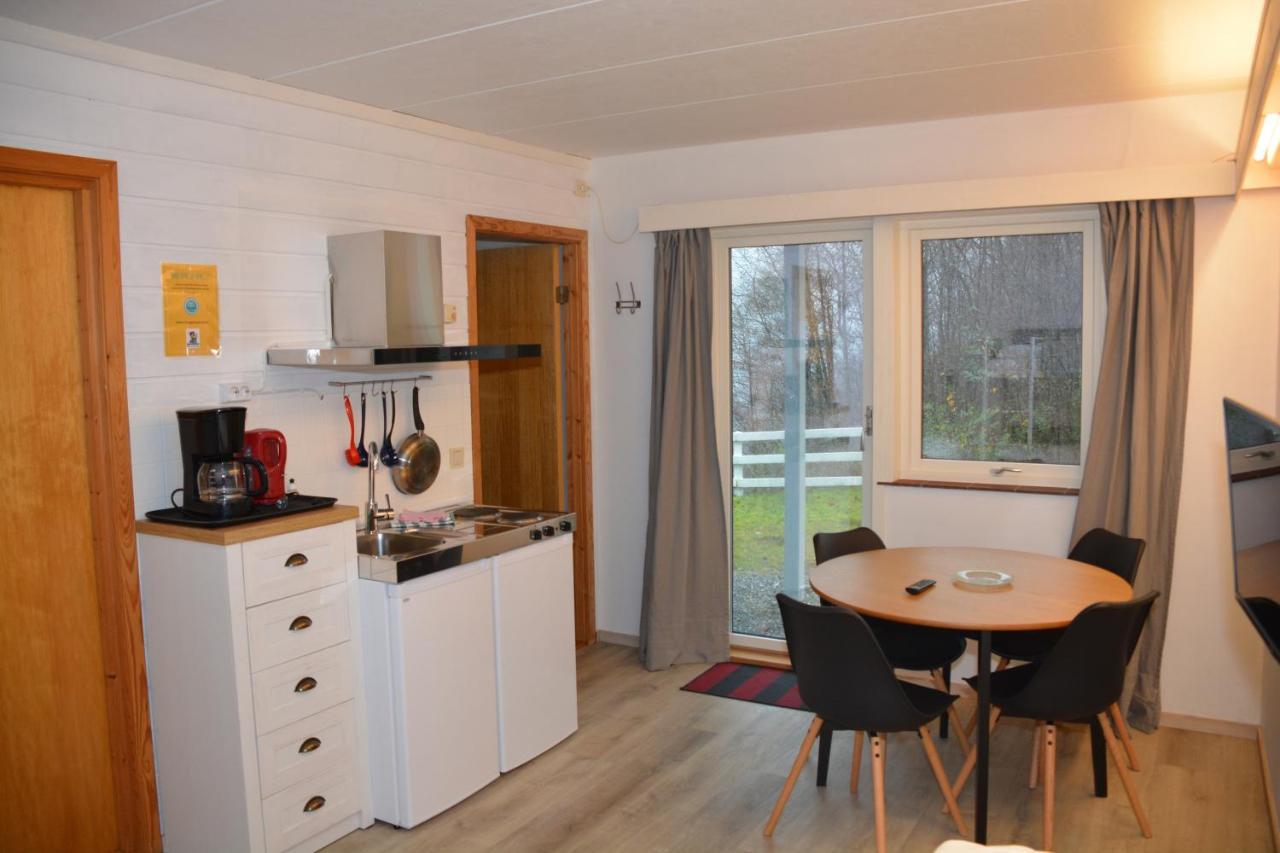 Langenuen Motel&Camping Stord Buitenkant foto
