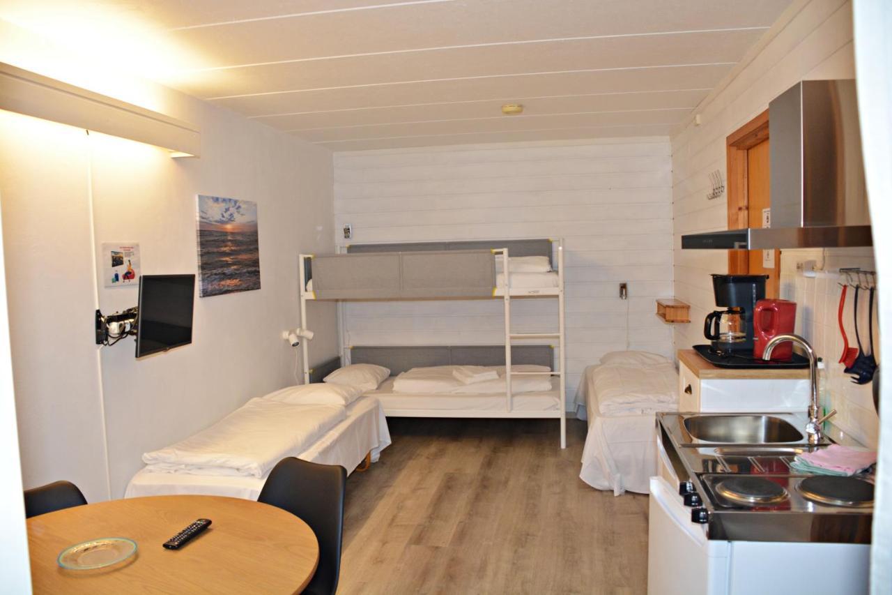 Langenuen Motel&Camping Stord Buitenkant foto