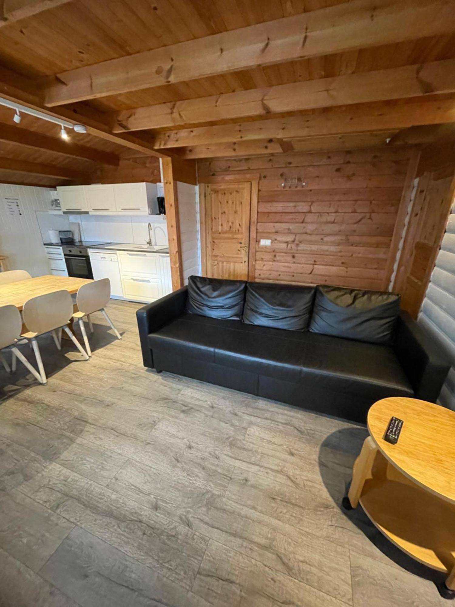 Langenuen Motel&Camping Stord Buitenkant foto