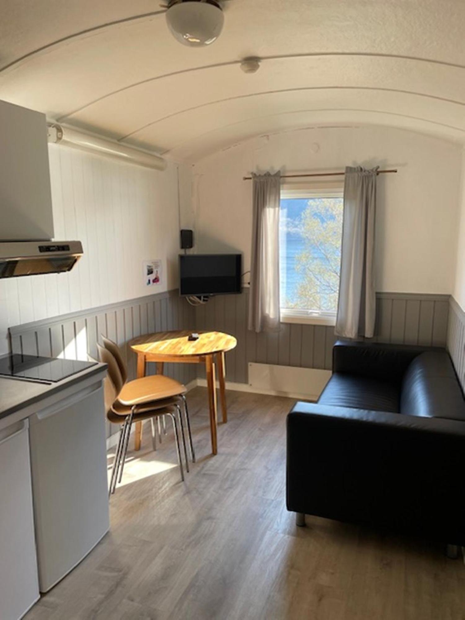 Langenuen Motel&Camping Stord Buitenkant foto